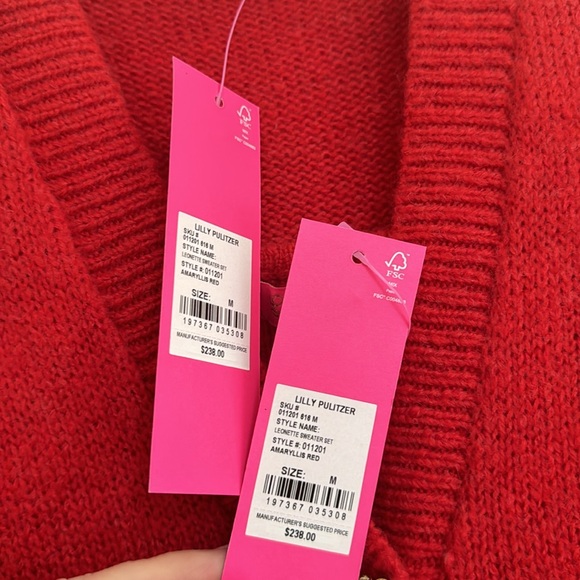 Leonette Sweater Set by Lilly Pulitzer. Brand new with tags.
AMARYLLIS RED
M - Picture 6 of 6